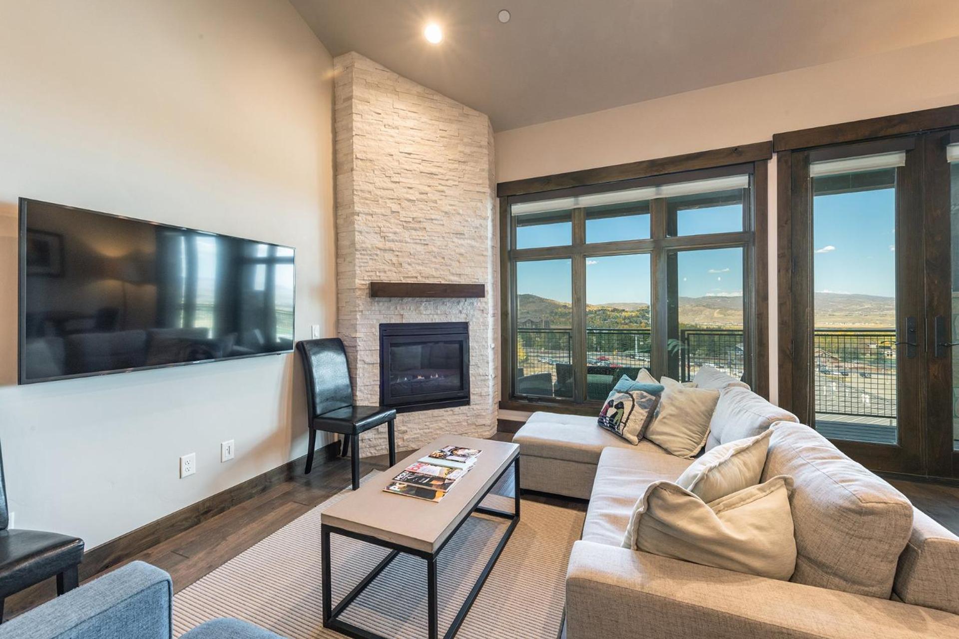 Blackstone Luxury 2Br, Walk To Skiing At Cabriolet, Mountain View, Shared Pool And Hot Tub, Gym Park City Exterior photo